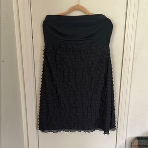 Elegant Black Ruffled Strapless dress